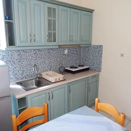 Nikos Aparthotel Pefki (Evia)